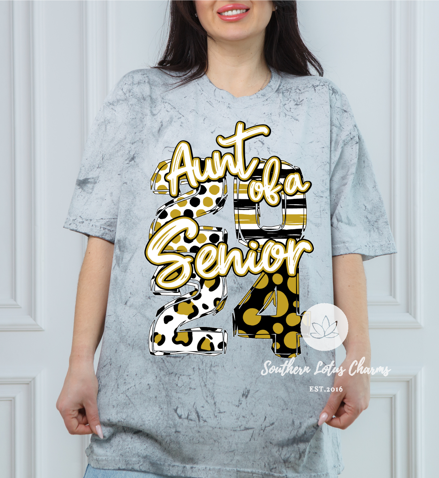 2024 Aunt of Senior Color Blast Tee