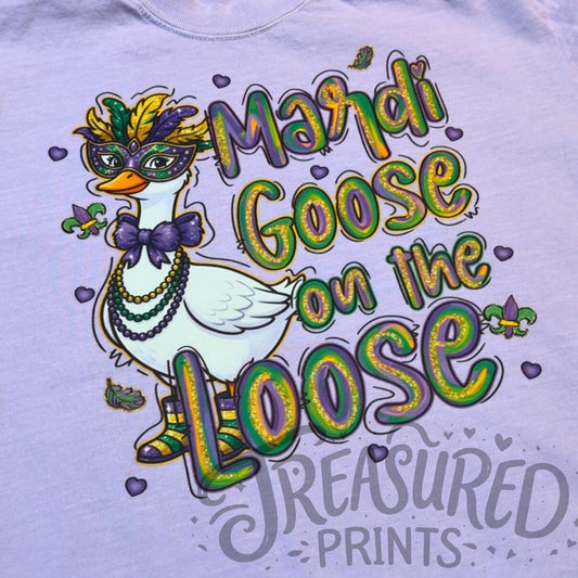 Goose On The Loose Tee